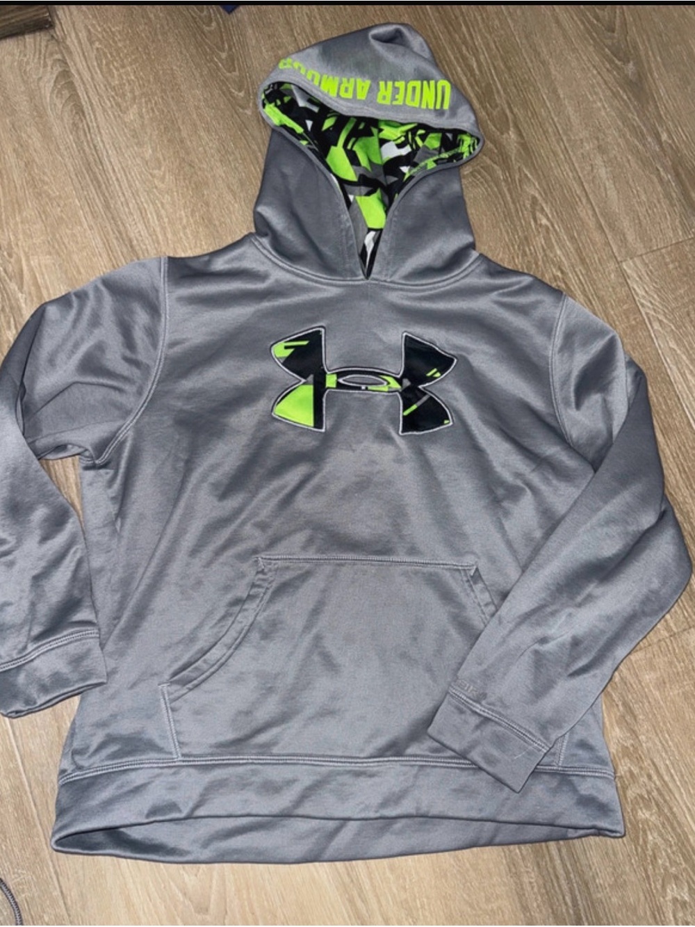 Under Armour youth large Gray Hooded Sweatshirt with Neon Green Logo